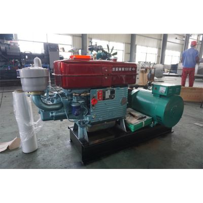 12kw常柴柴油發(fā)電機組-常柴單缸柴油機ZS1110柴油發(fā)電機組,缸徑/行程：110/115mm,柴油發(fā)電機組水冷發(fā)動(dòng)機功率14.7KW,柴油發(fā)電機組配套馬拉松斯坦福發(fā)電機。廠(chǎng)價(jià)直銷(xiāo)歡迎選購：13773399855。