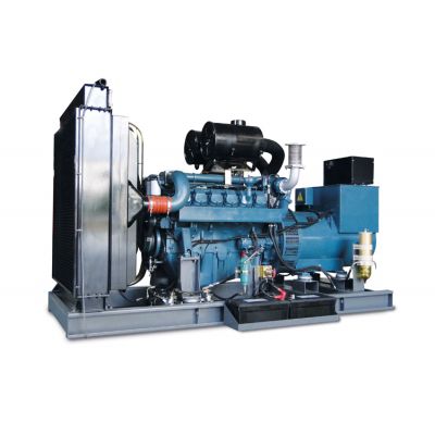 900kw科曼柴油發(fā)電機組-科曼16缸柴油機16KMV-1090柴油發(fā)電機組,缸徑/行程：128/142mm,柴油發(fā)電機組水冷發(fā)動(dòng)機功率960KW,柴油發(fā)電機組配套馬拉松斯坦福發(fā)電機。廠(chǎng)價(jià)直銷(xiāo)歡迎選購：13773399855。