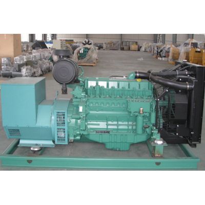 75kw大連道依茨柴油發(fā)電機組-大連道依茨4缸柴油機BF4M1013EC柴油發(fā)電機組,缸徑/行程：108/130mm,柴油發(fā)電機組水冷發(fā)動(dòng)機功率102KW,柴油發(fā)電機組配套馬拉松斯坦福發(fā)電機。廠(chǎng)價(jià)直銷(xiāo)歡迎選購：13773399855。