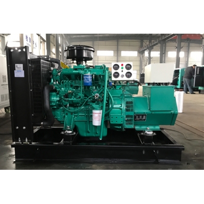 40KW玉柴柴油發(fā)電機組-玉柴2缸柴油機YCD4N23H8-60,柴油發(fā)電機組缸徑/行程：93/103mm,柴油發(fā)電機組水冷發(fā)動(dòng)機功率44KW,柴油發(fā)電機組配套馬拉松斯坦福發(fā)電機。廠(chǎng)價(jià)直銷(xiāo)歡迎選購：13773399855。